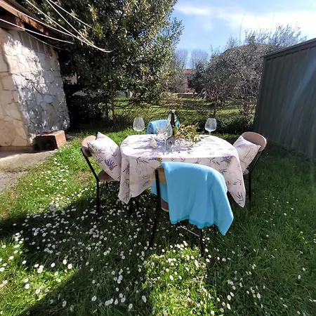 Ferienwohnung Mit Zwei Schlafzimmer Pool Und Jacuzzi *