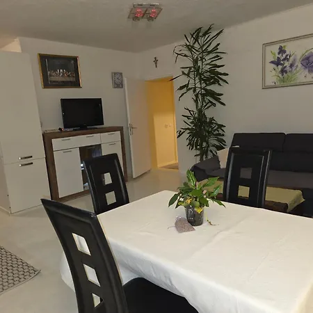Mit Zwei Schlafzimmer Pool Und Jacuzzi