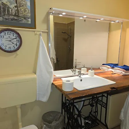 Mit Zwei Schlafzimmer Pool Und Jacuzzi Fažana
