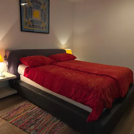 Apartman Mit Zwei Schlafzimmer Pool Und Jacuzzi *