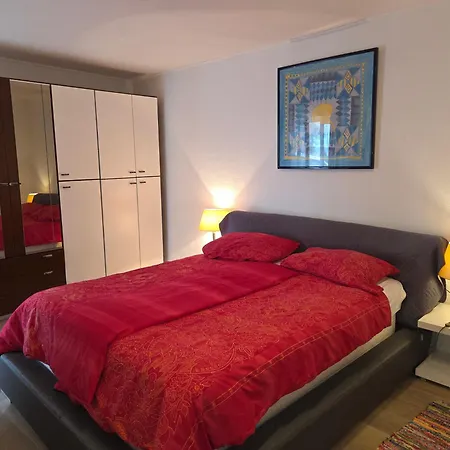 Mit Zwei Schlafzimmer Pool Und Jacuzzi