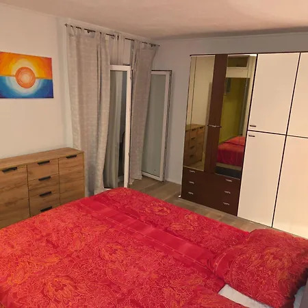Mit Zwei Schlafzimmer Pool Und Jacuzzi