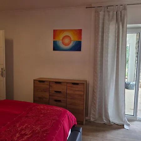 Mit Zwei Schlafzimmer Pool Und Jacuzzi Apartman *