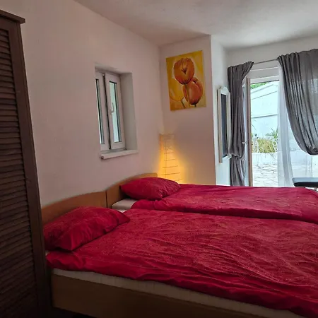 Apartman Mit Zwei Schlafzimmer Pool Und Jacuzzi *