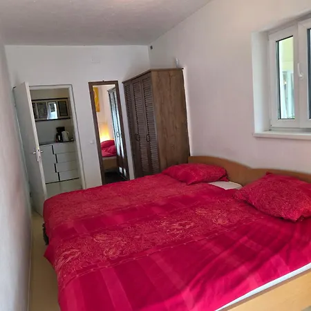 Mit Zwei Schlafzimmer Pool Und Jacuzzi Fažana