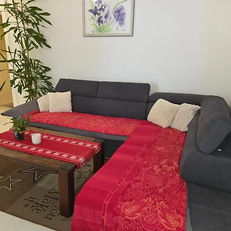 Mit Zwei Schlafzimmer Pool Und Jacuzzi Apartman *