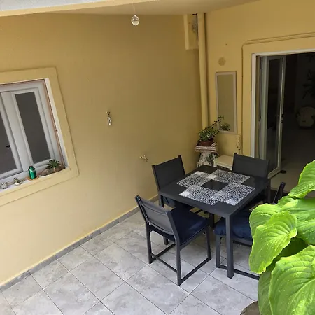 Apartman Mit Zwei Schlafzimmer Pool Und Jacuzzi Fažana